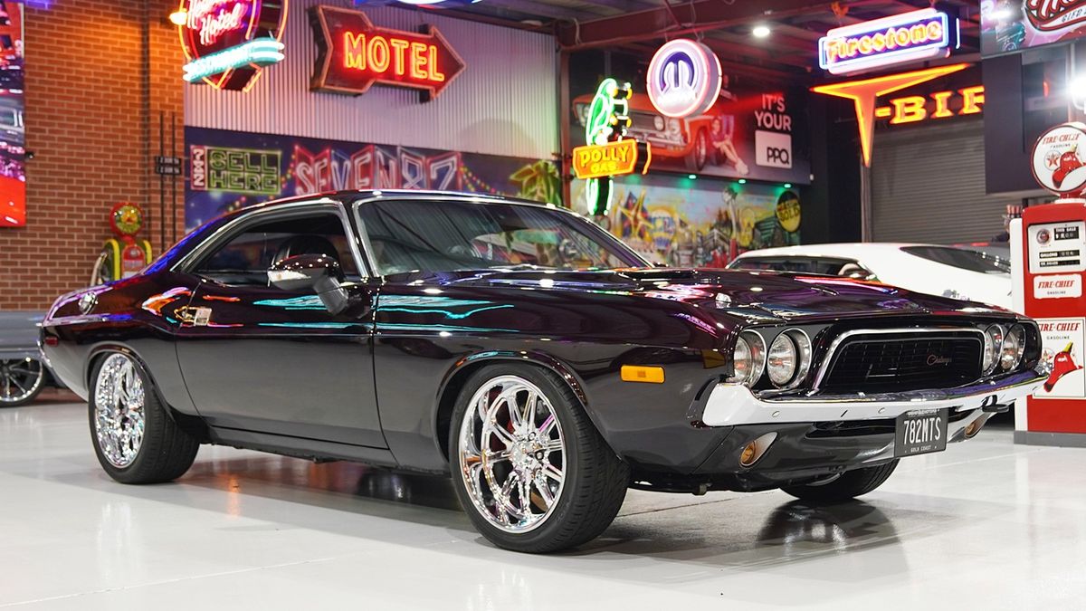 1974 RHD Dodge Challenger Hemi Resto Mod - SEVEN82MOTORS