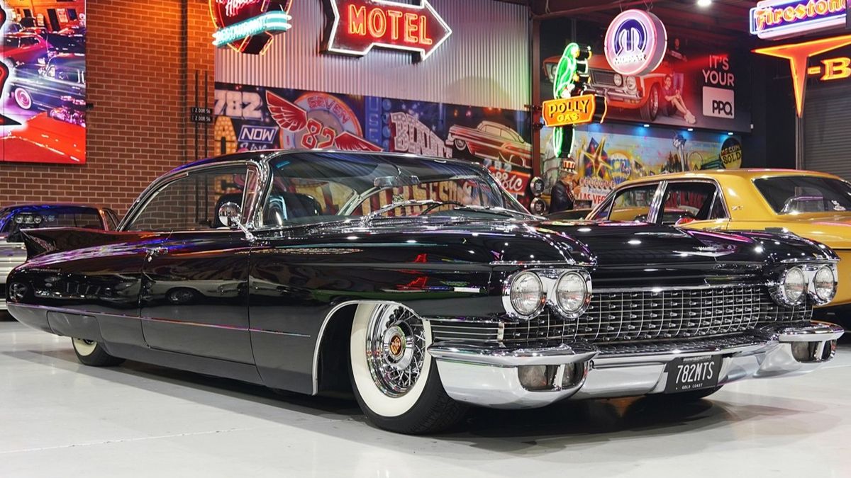 1960 Cadillac Series Sixty-two Air Bagged Coupe - SEVEN82MOTORS