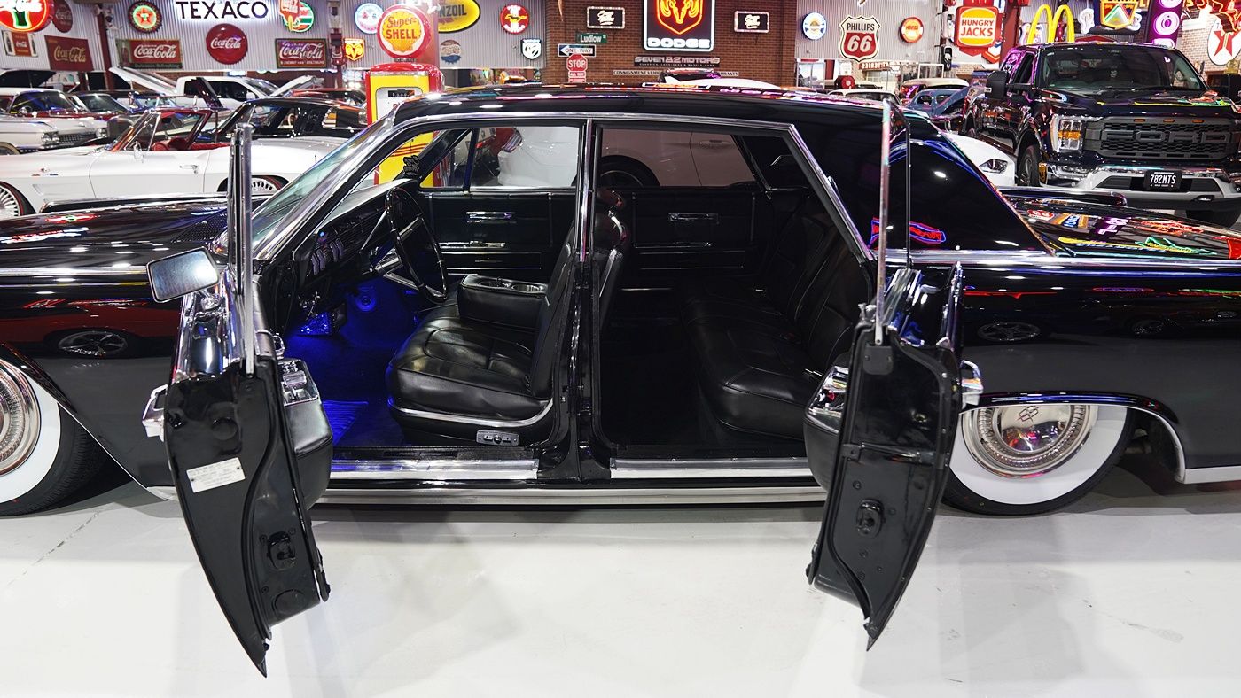 1964 Lincoln Continental Air Bagged Sedan — photo 6