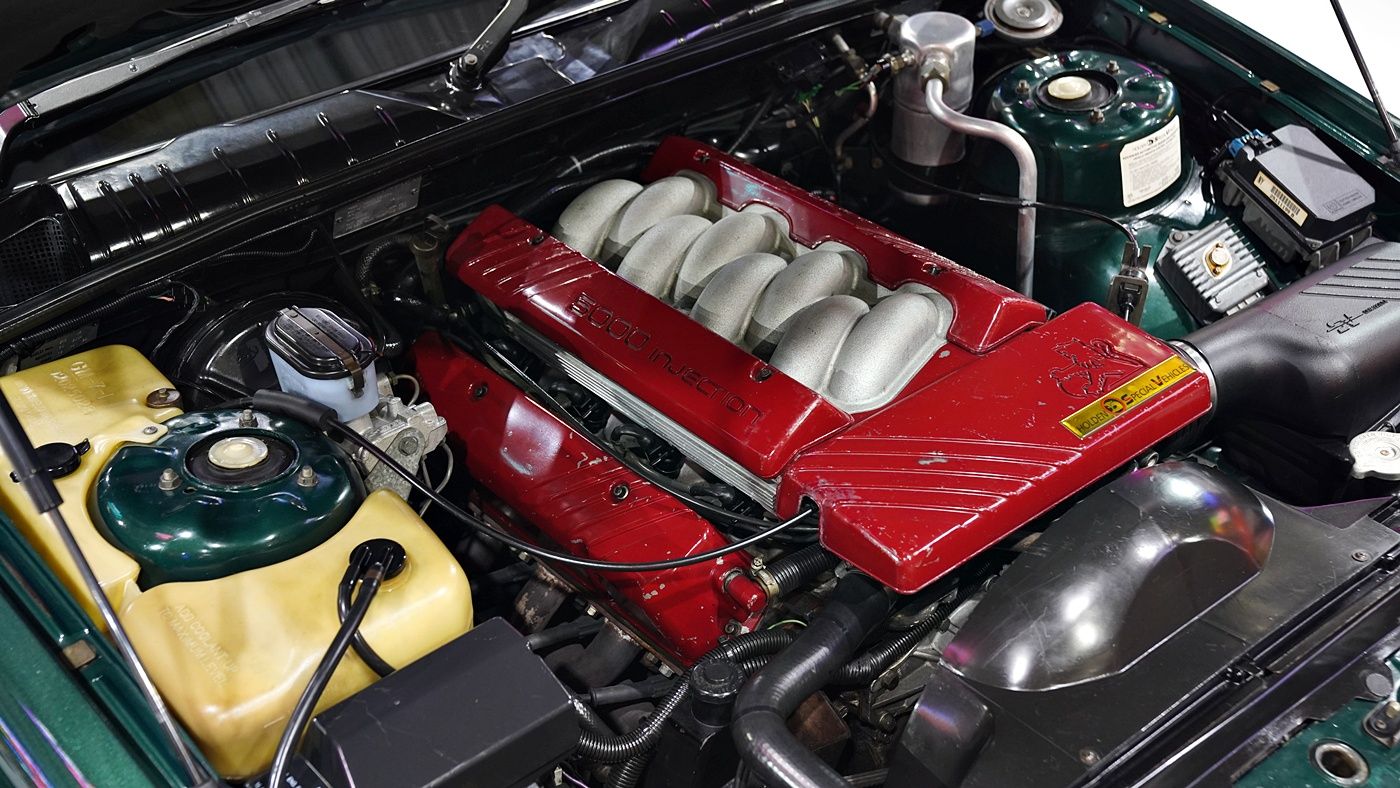 1990 HSV Commodore VN SV5000 — photo 5