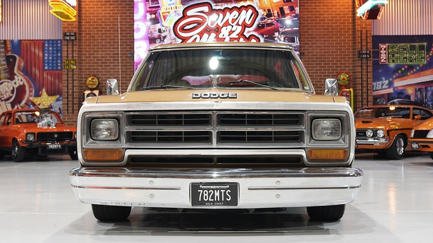 1986 Dodge 2x4 Ramcharger