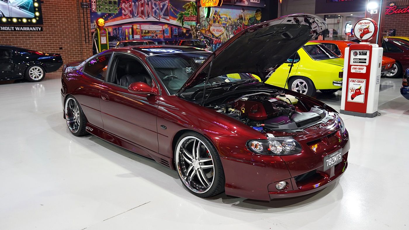 2004 Holden Monaro CV8 — photo 2