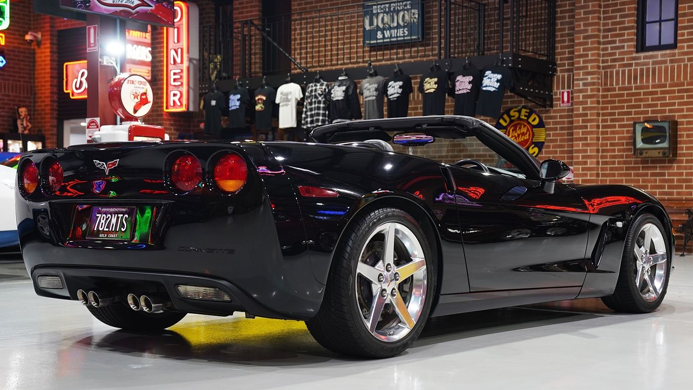 2006 Chevy C6 Corvette Convertible w/only 12,000k's — photo 3