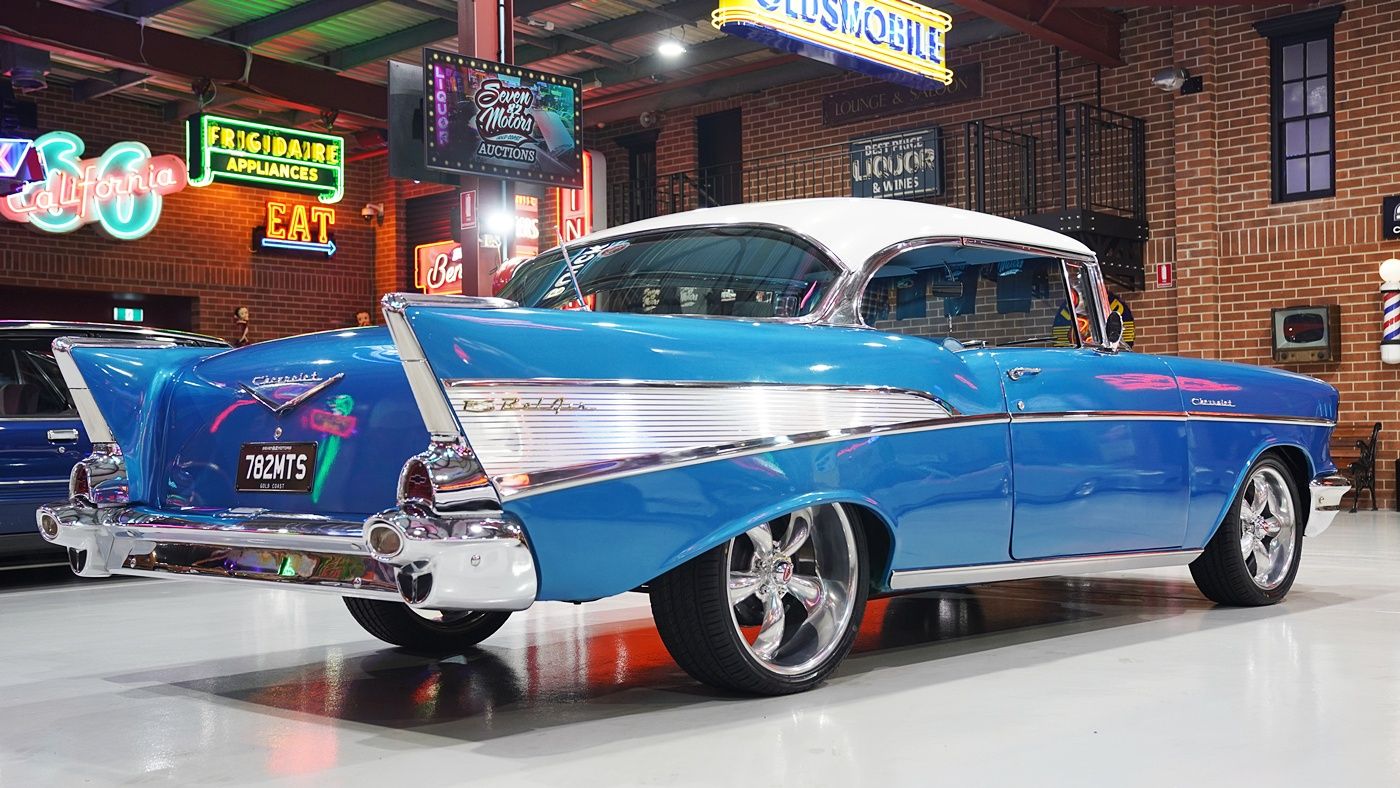 1957 Chevrolet 2 door pillarless coupe — photo 2