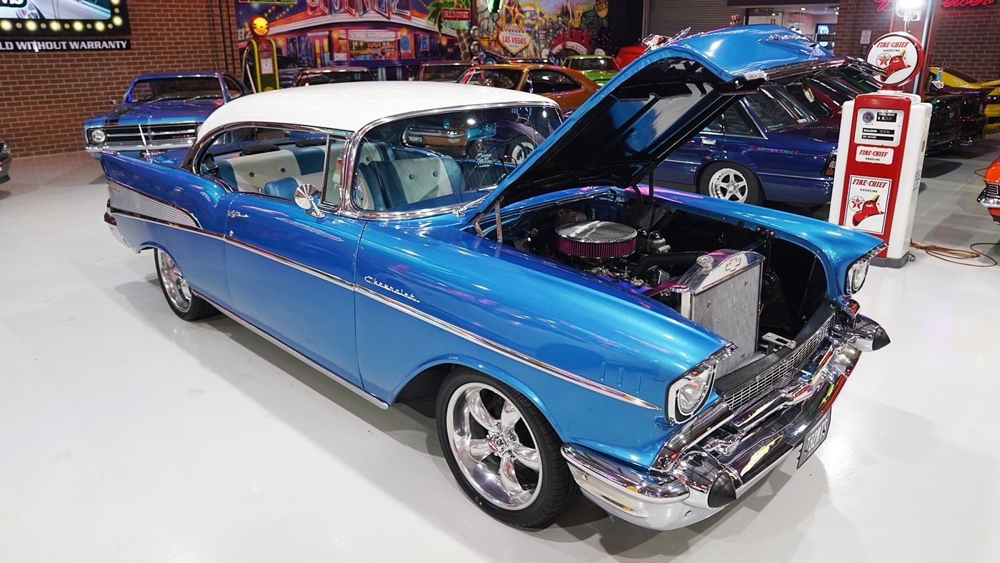1957 Chevrolet 2 door pillarless coupe — photo 5