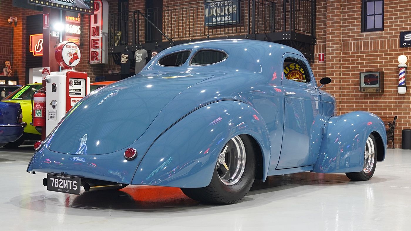 1941 Willys RHD Hemi Powered steel bodied custom hot rod coupe — photo 2
