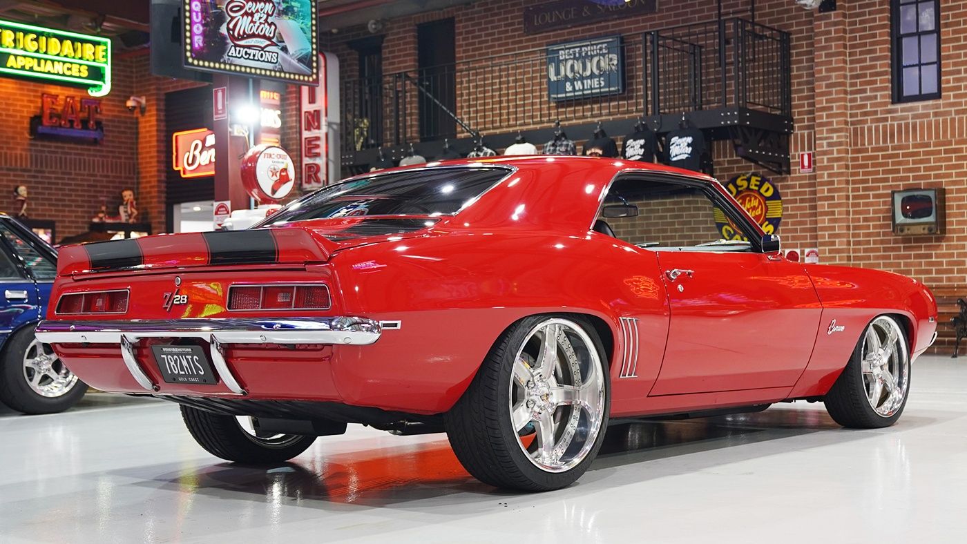 1969 Chevrolet LS1 powered Camaro Z28 tribute Restomod — photo 3