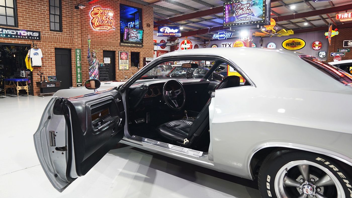 1970 Dodge Matching Numbers Big Block RT Challenger — photo 7