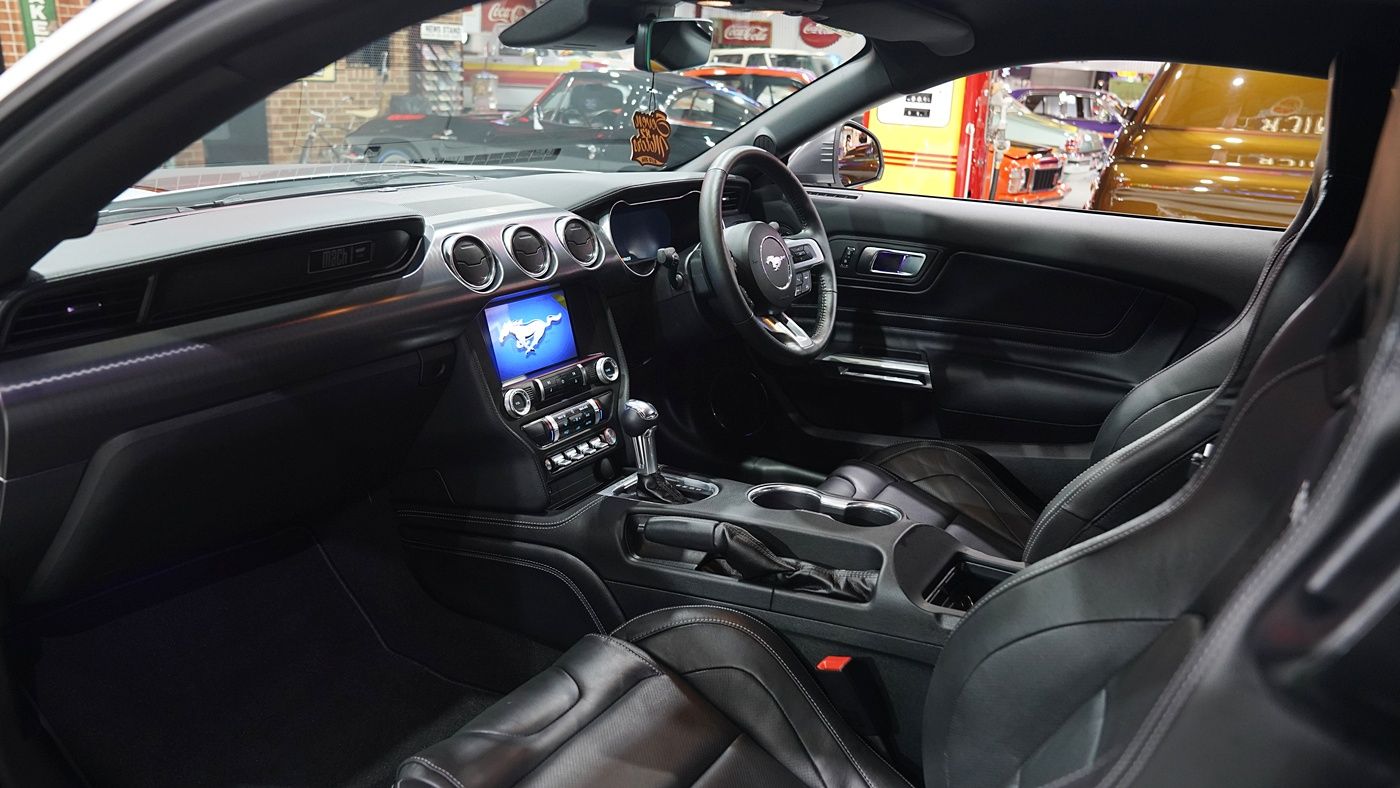 2021 Ford Mustang 6th Gen Mach 1 — photo 4