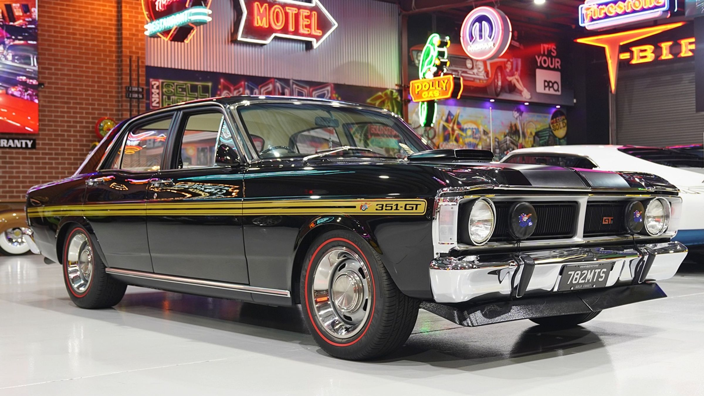 1971 Ford XY 351 V8 GT Falcon replica sedan