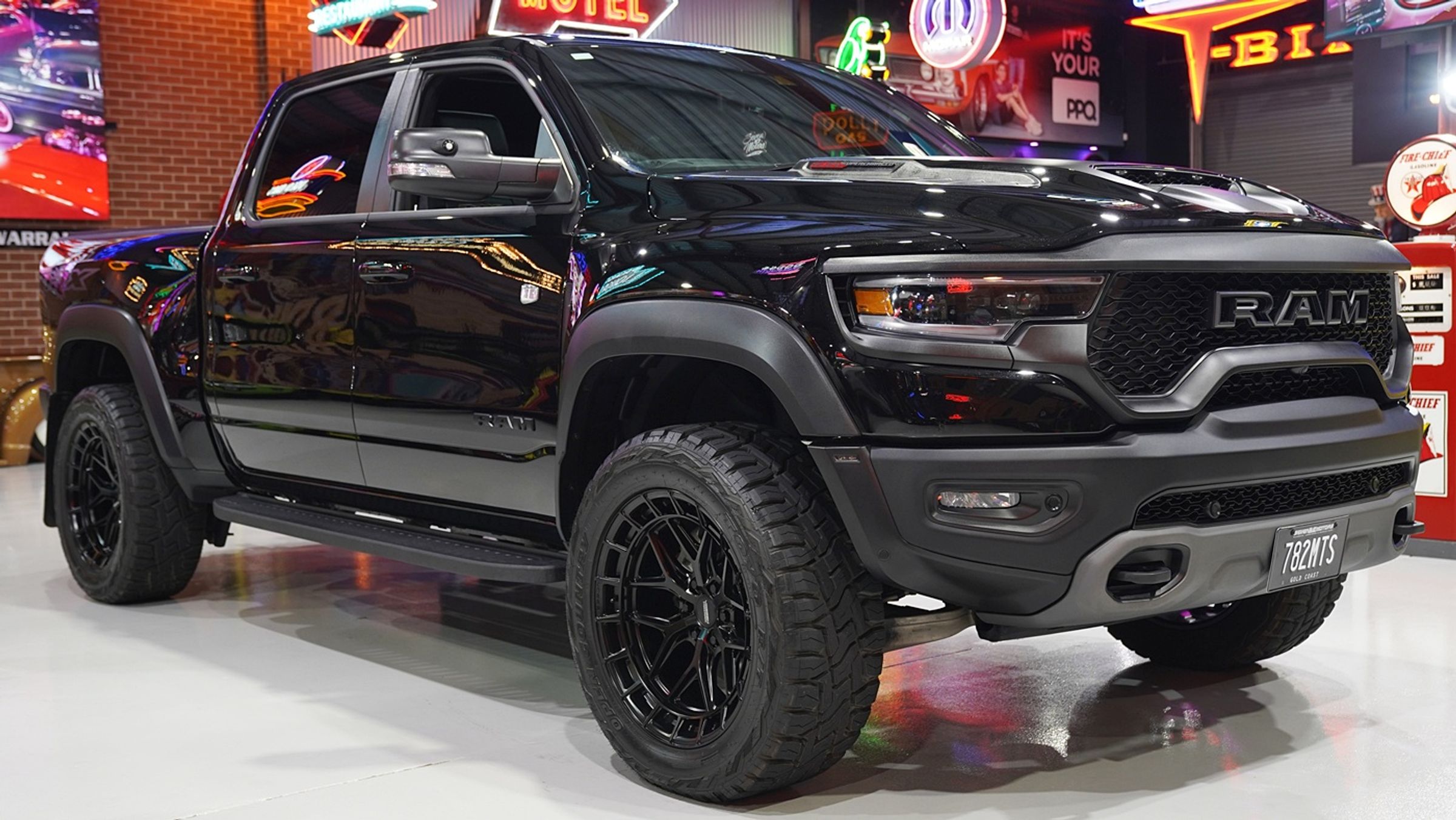 2022 Dodge RAM 1500 TRX S/C V8 4x4 Only 10,032km