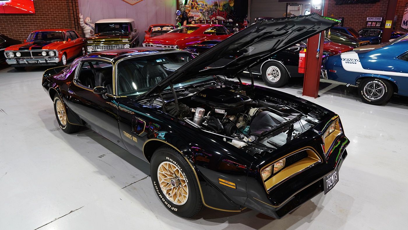 1977 Pontiac T-Top 6.6L Trans Am Special Edition - SEVEN82MOTORS